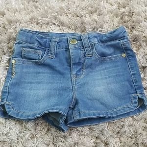 Soft and comfy girls Celebrity Pink shorts